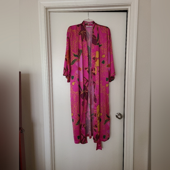 Natori Robe - Picture 2 of 6